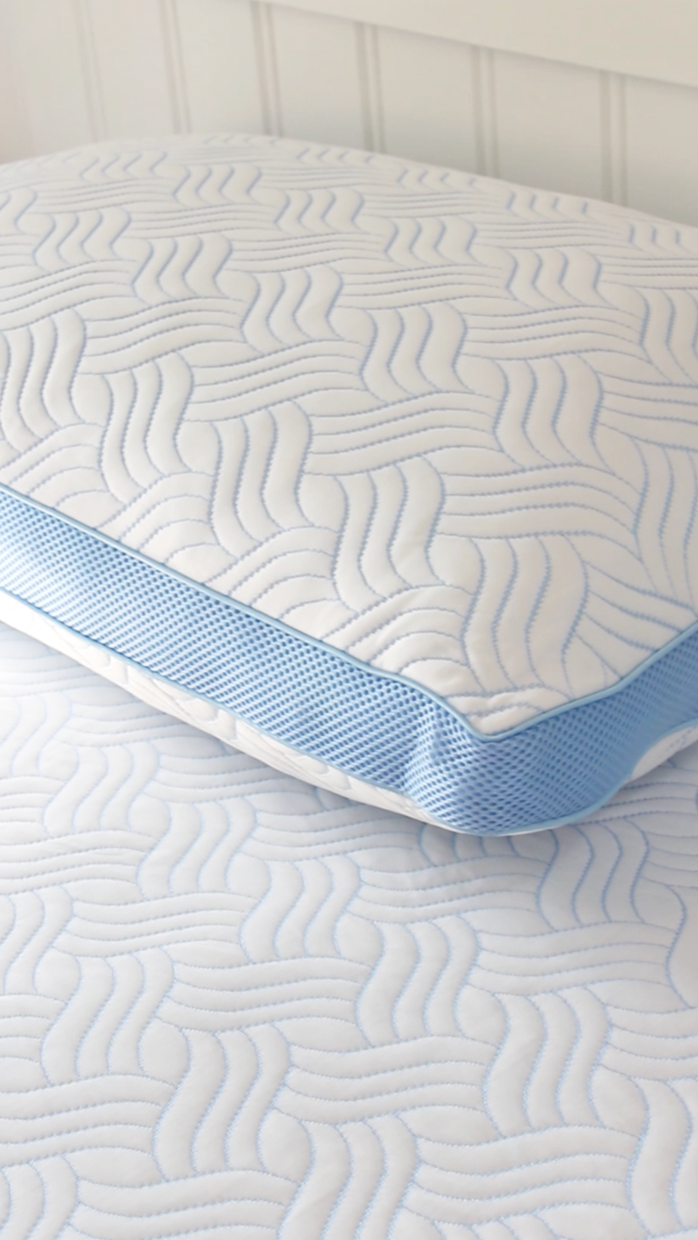 Cool Ice Adjustable Fill Pillow