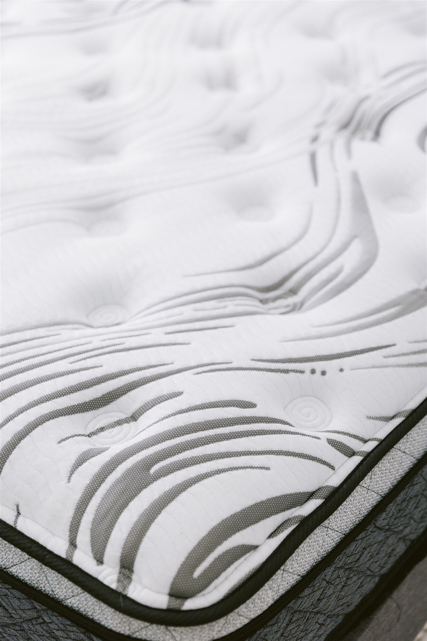 How-to-Host 11" Hospitality Mattress (Medium Plush)